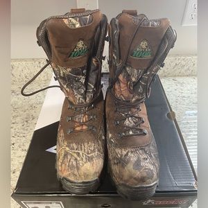 Men’s 10.5W Rocky Sport Utility Thinsulate 1000 Camo Boots